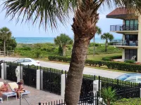 Oceanfront Condo w/ ocean view private balcony, on-site heated pool & hot tub