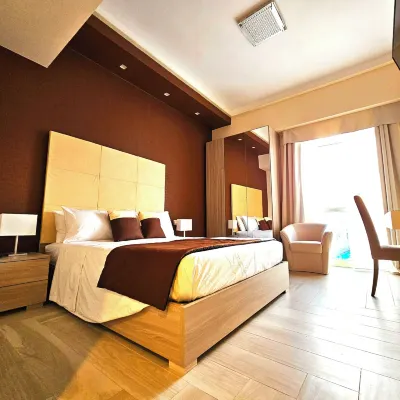 Trilogy Prestige - Central Premium Suites Hotels near Il Sedile
