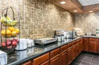 Days Inn and Suites by Wyndham Hammond, IN Hotels in East Chicago