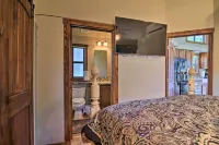 Fredericksburg Cottage ~ 1 Mile to Main Street! - Maalaistalo
