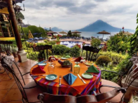 Hotel Atitlán Hoteles en Panajachel