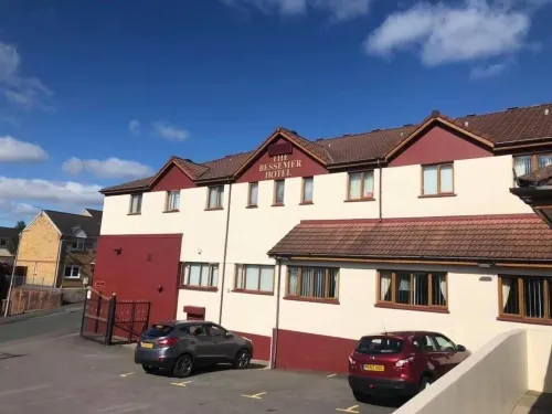 Bessemer Hotel - parking