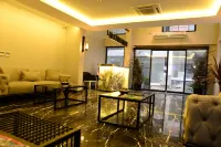 Gardenya Suite Hotel
