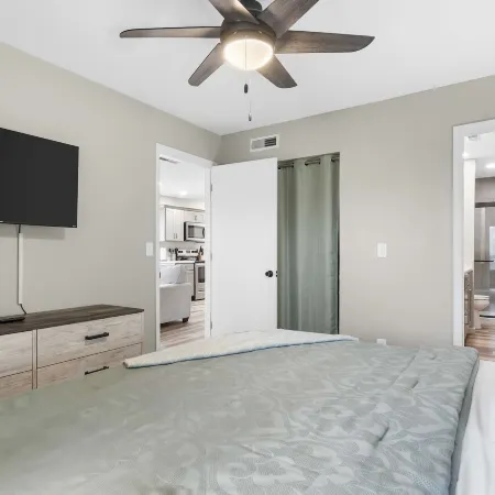 Modern Comfort Retreat