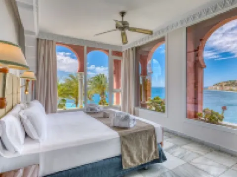 普拉亞卡利達豪華水療酒店 Velilla-Taramay酒店