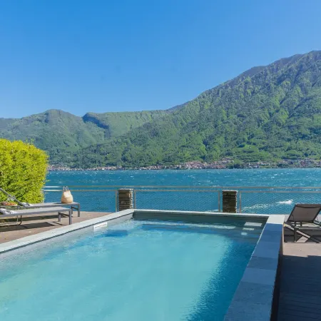 Sala Comacina Villas