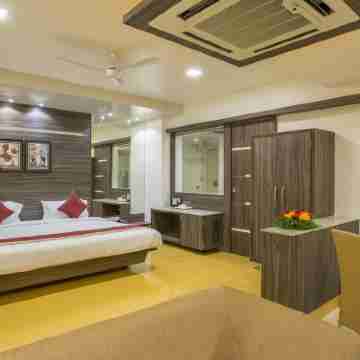 Sai International Hotel Rooms