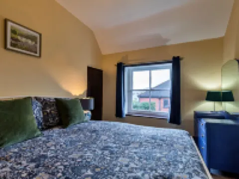 Spring Cottage Hotels in Endon