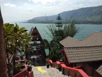 Samosir Villa Resort