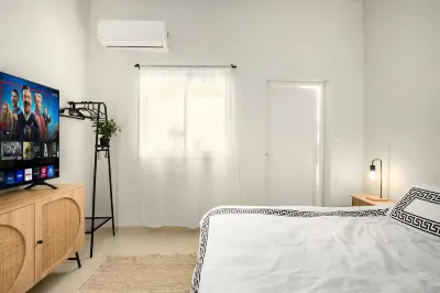 Heart of Florentin Stylish Stay Hotels in 