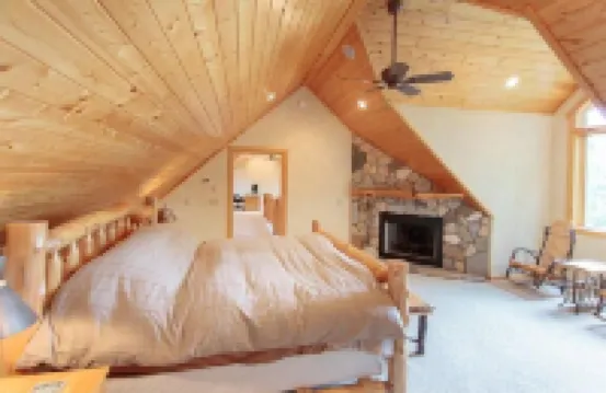 Luxury water home on Whitefish Chain of lakes Hotels in Crosslake