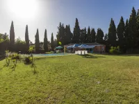 Un Petit Coin de Paradis Hotels in Châteaurenard