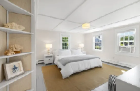 Steps from Javes St Shops, BBQ & Outdoor Shower