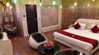 Spago Inn-Only for Families & Couples Not for Bachelors - ที่มีที่จอดรถ