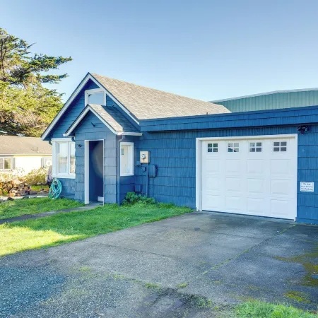Bandon Beach House Rental Walk to Downtown!