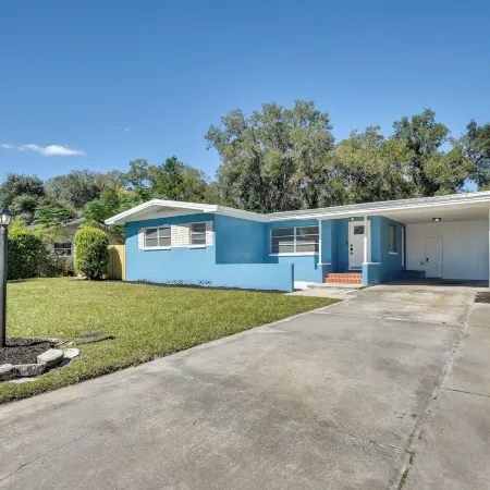 Vibrant DeLand House Near Stetson University!