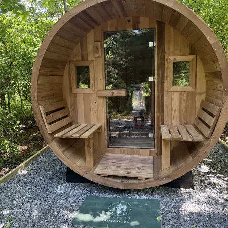Adirondacks Getaway - Hiking Trails - Sauna - 5-Min from Lake - Pet-Friendly