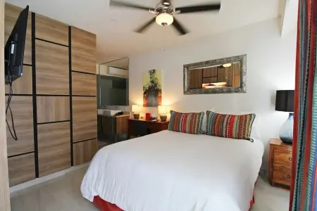 LIFE Bucerias 316 APT just one block on the beach in Golden zone