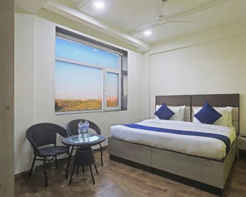 Hotel Aerostar Gold Near Yashobhoomi Hotels near NSIT