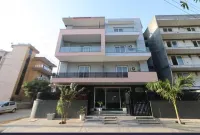 Akshay Home Stay Hotels near JMD Megapolis