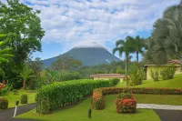Arenal Volcano Inn - Parkering