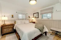 Lake Front Cabin, Media/Game Room, Kayaks, Multi-Level Deck--Newly Remodeled - Chalets