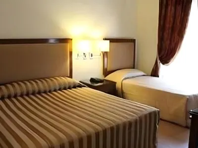 Ark Banting Hotel Hotels near Paya Indah Wetlands