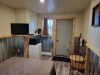 AppleTree Inn
