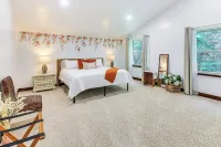 Relax, Reconnect & Explore: Modern Idaho House! Hotels in Bonners Ferry