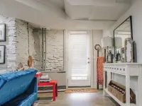 Stunning Ground Floor Apartment in Green Ridge. Hotels in Scranton