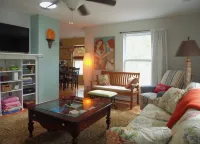 2BR/1BA-Tybee Beach & Historic Downtown-Minutes Away-Pet OK