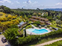 Il Casale Hotels in Capraia e Limite