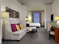 Silversmith Hotel Chicago Downtown Hotels near Steppenwolf Theatre