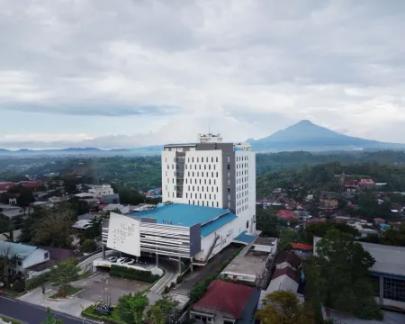 Luwansa Hotel and Convention Center Manado Hotels in Manado