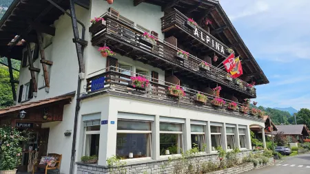Alpina Boutique Hotel Interlaken - Ringgenberg - Adults Only !