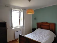 Charming house on the banks of the Aude, 5 minutes from the beach