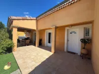 Quiet, air-conditioned house with pool in Vallon-Pont-d'Arc - Close to river.