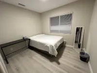 New Modern Family Home Hotel in zona Pomona Arts Colony