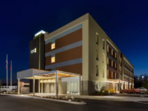 Home2 Suites by Hilton Statesboro Hotels in Statesboro