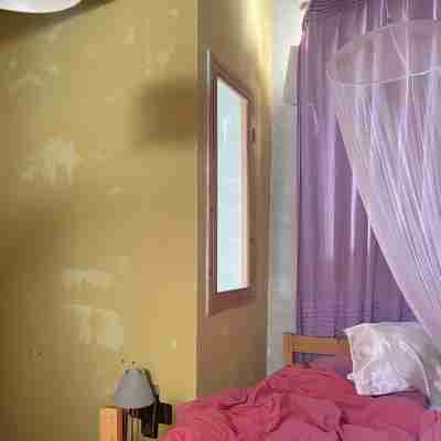 Atypical house in one of the most beautiful villages of the Drôme: le Poët Laval Rooms