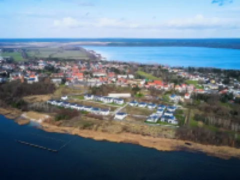 Bernstein Apartment #2 on the Goitzsche with direct lake view Hotels in Pouch
