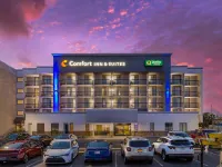 Quality Inn & Suites Spring Lake - Fayetteville Near Fort Liberty Hotels in Spring Lake