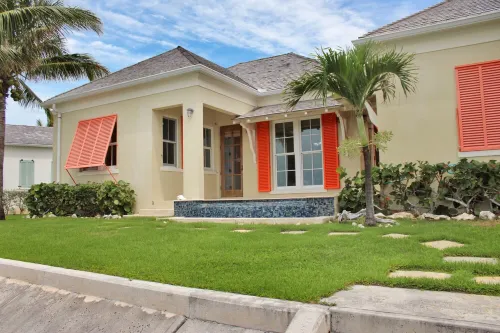 3 Bed 3 Bath Waterfront House located in Schooner Bay, Abaco Hotels in Schooner Bay