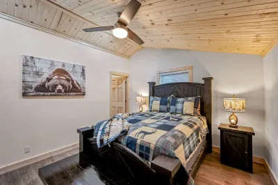 Cozy Cove- Lake Access, Pet Love Hotels near Sims Point