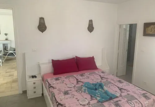 Spectacular Tunisian Villa w/pool- 5 min walk from the beach, Palm Cafe, Casino