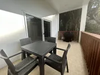 Caribbean Nest West End!