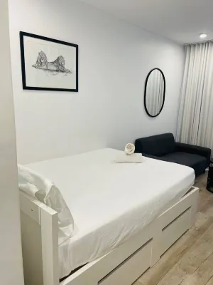 Spacious lodge in brilliant Polokwane with AC, WiFi