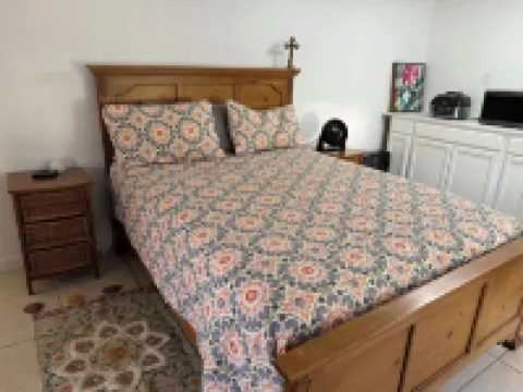 Charming Room with WiFi and AC in Beautiful Venice