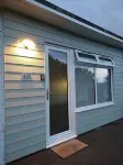 Fully refurbished chalet, sleeps 3, free parking nr Dartmouth