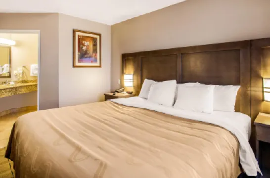 Quality Inn Hôtels à : 